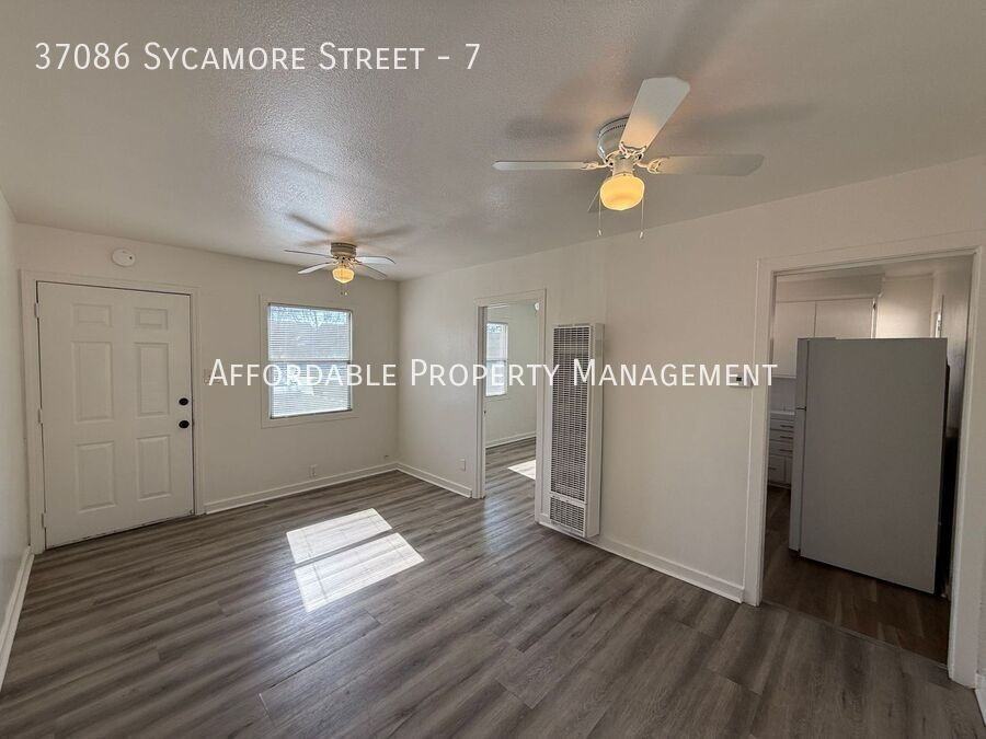 37086 Sycamore St #7 - Photo 5 of 11