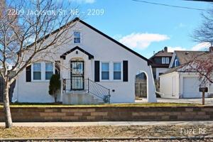 featured image of 2209 Jackson St Ne #2209
