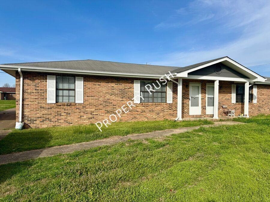 5009 Marylin Ln #B - Photo 2 of 19