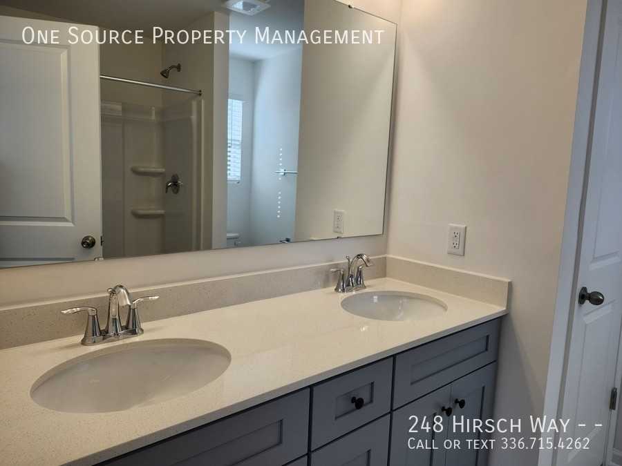 248 Hirsch Way - Photo 7 of 11