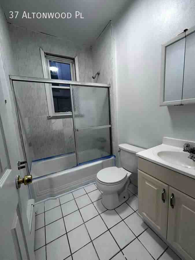 37 Altonwood Pl - Photo 3 of 9