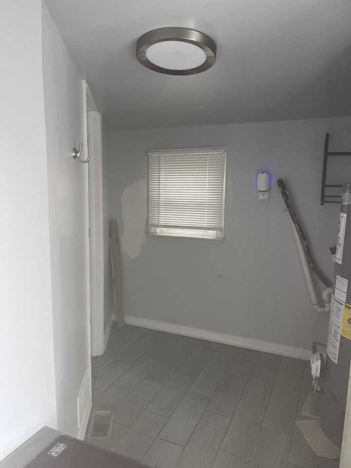 2516 Bewick St - Photo 6 of 9