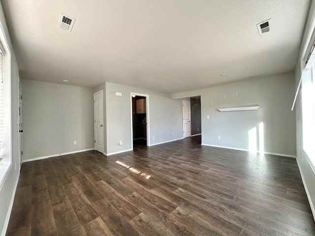 327 S Aspen St - Photo 6 of 18