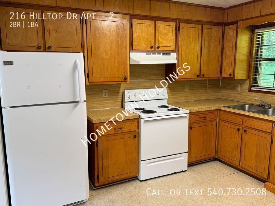 216 Hilltop Dr #2 - Photo 3 of 7