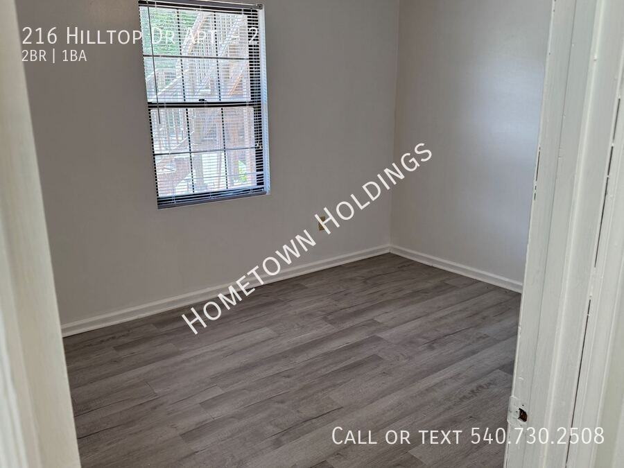 216 Hilltop Dr #2 - Photo 5 of 7