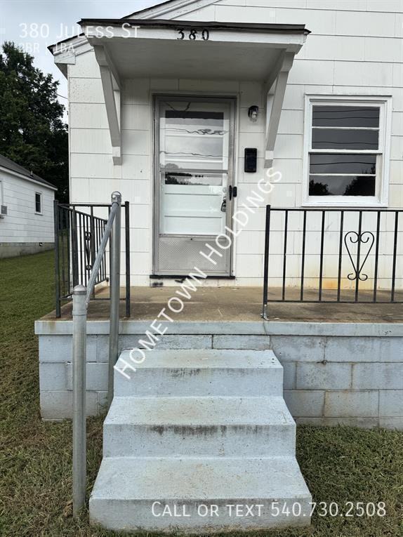 380 Juless St - Photo 2 of 7