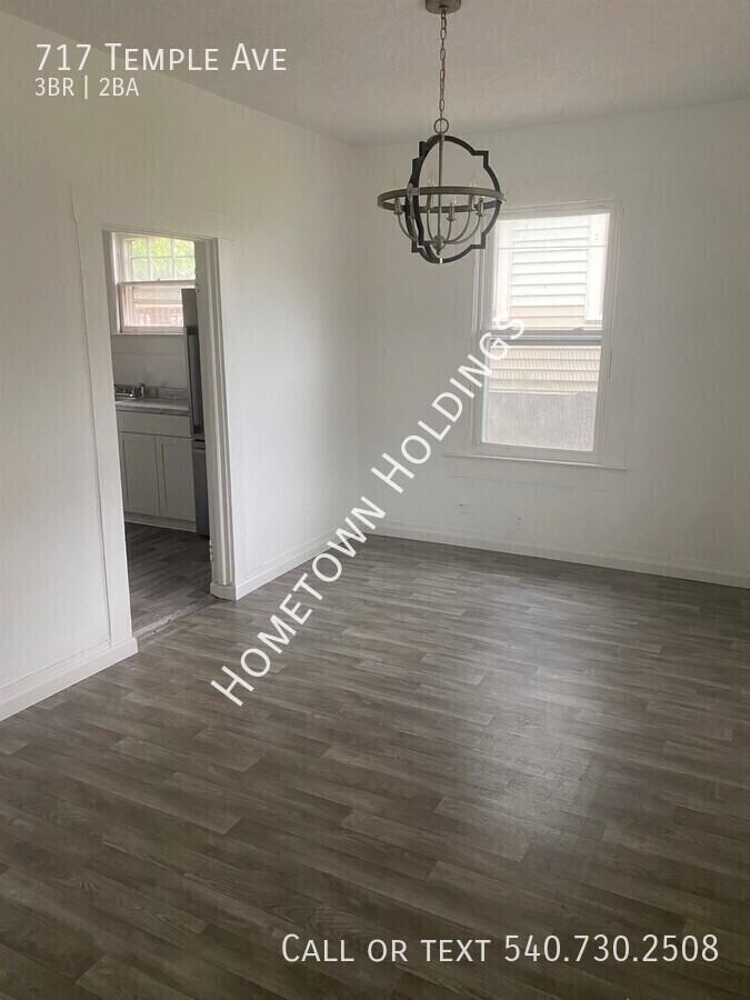 717 Temple Ave - Photo 4 of 10
