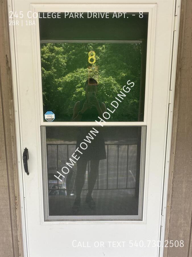 245 College Park Dr #8 - Photo 2 of 7