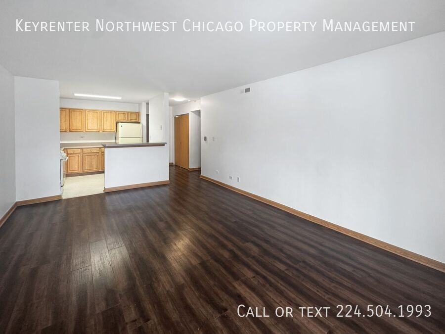 3000 Bayside Dr #107 - Photo 4 of 28