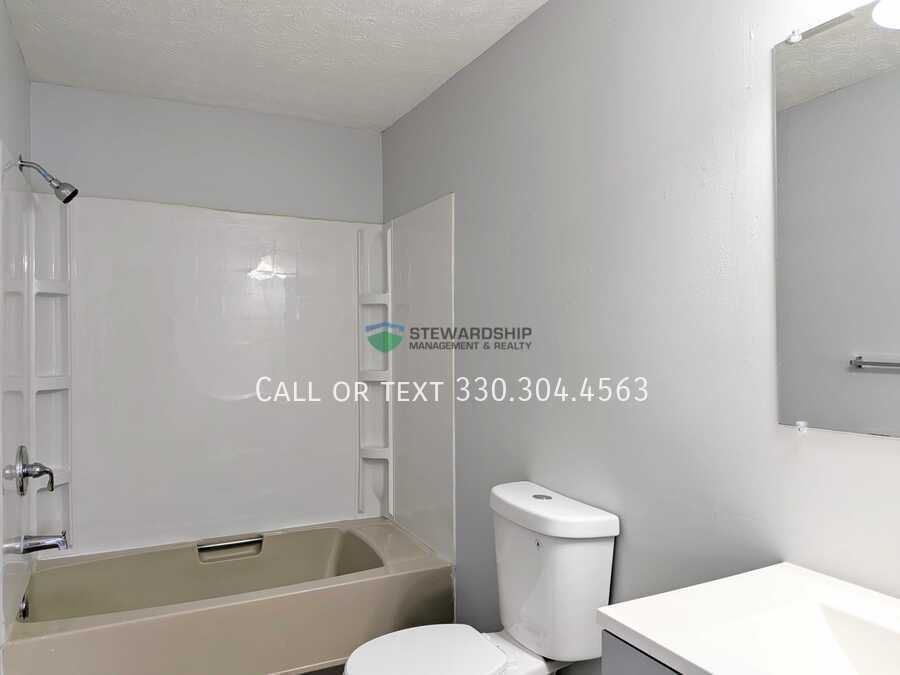 1111 N Elm St #M - Photo 7 of 17