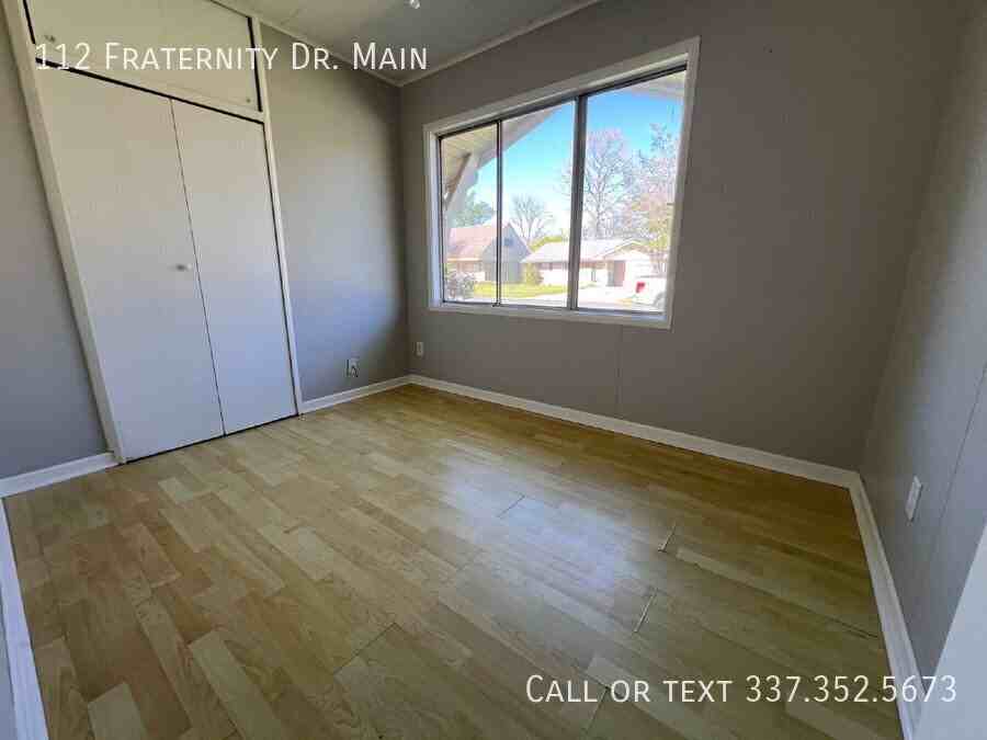 112 Fraternity Dr - Photo 3 of 25