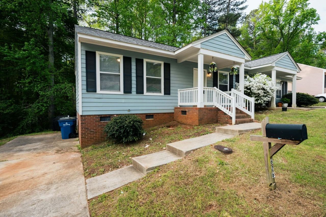 616 Hilltop Dr - Photo 2 of 50