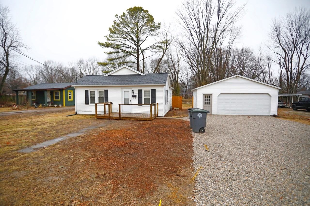 3000 Rheinhardt Ave - Photo 5 of 22