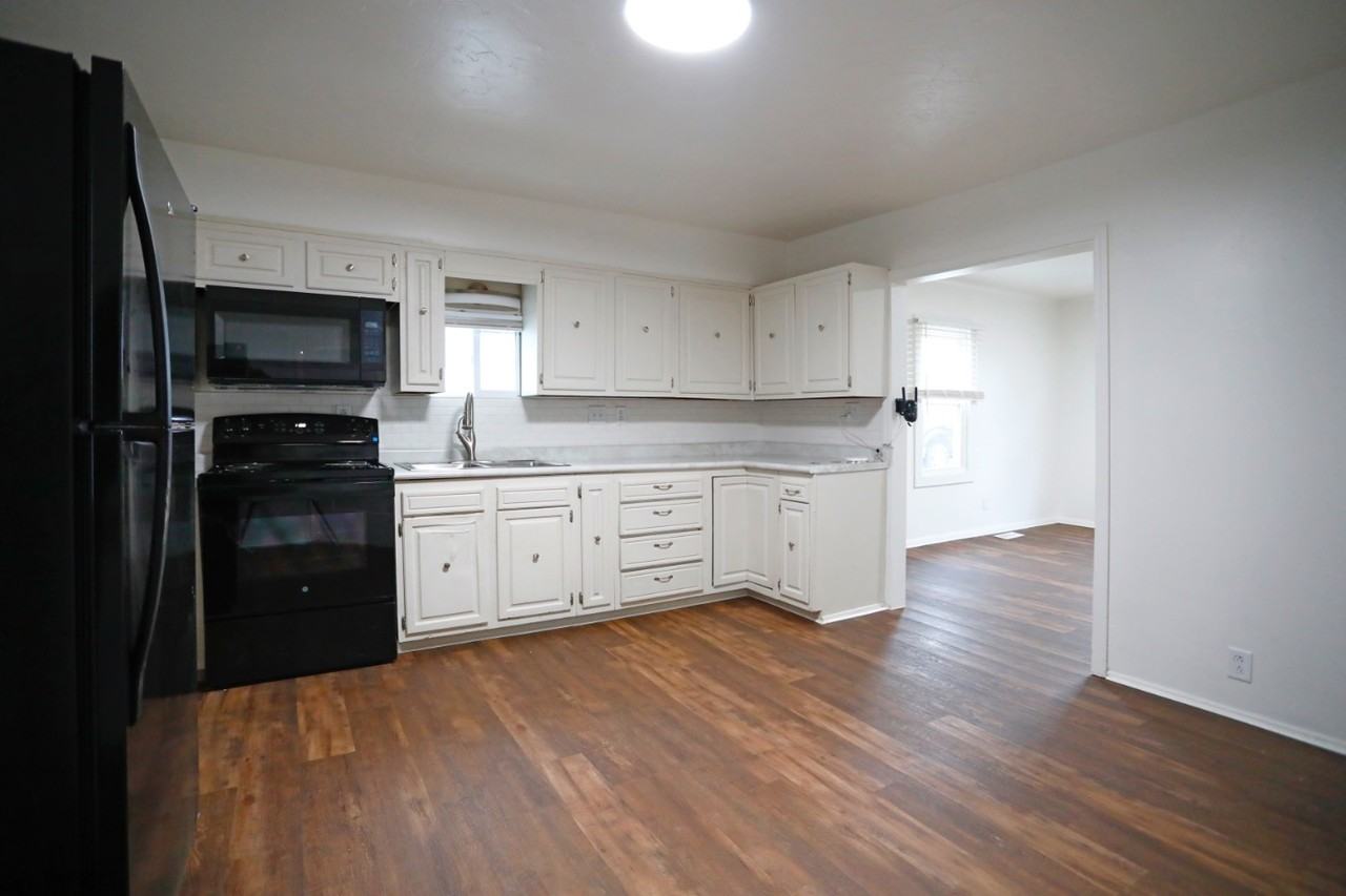 3000 Rheinhardt Ave - Photo 6 of 22