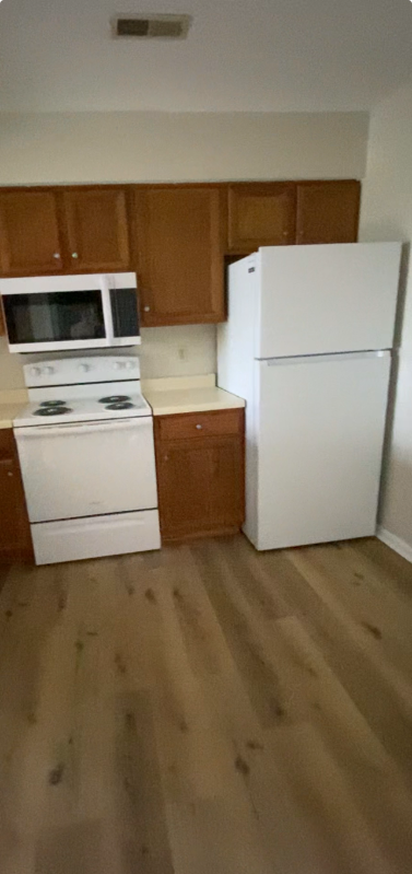 1062 Mace Rd - Photo 5 of 10