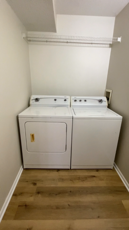 1062 Mace Rd - Photo 6 of 10