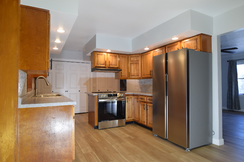 2105 S.W. #2 - Photo 4 of 20