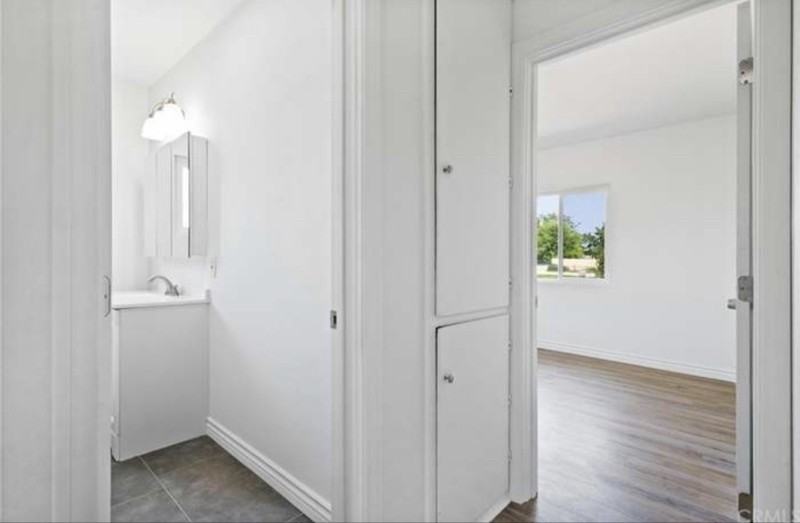 1161 Pennsylvania Ave - Photo 6 of 9