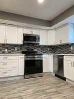 featured image of Lyndhurst Ave