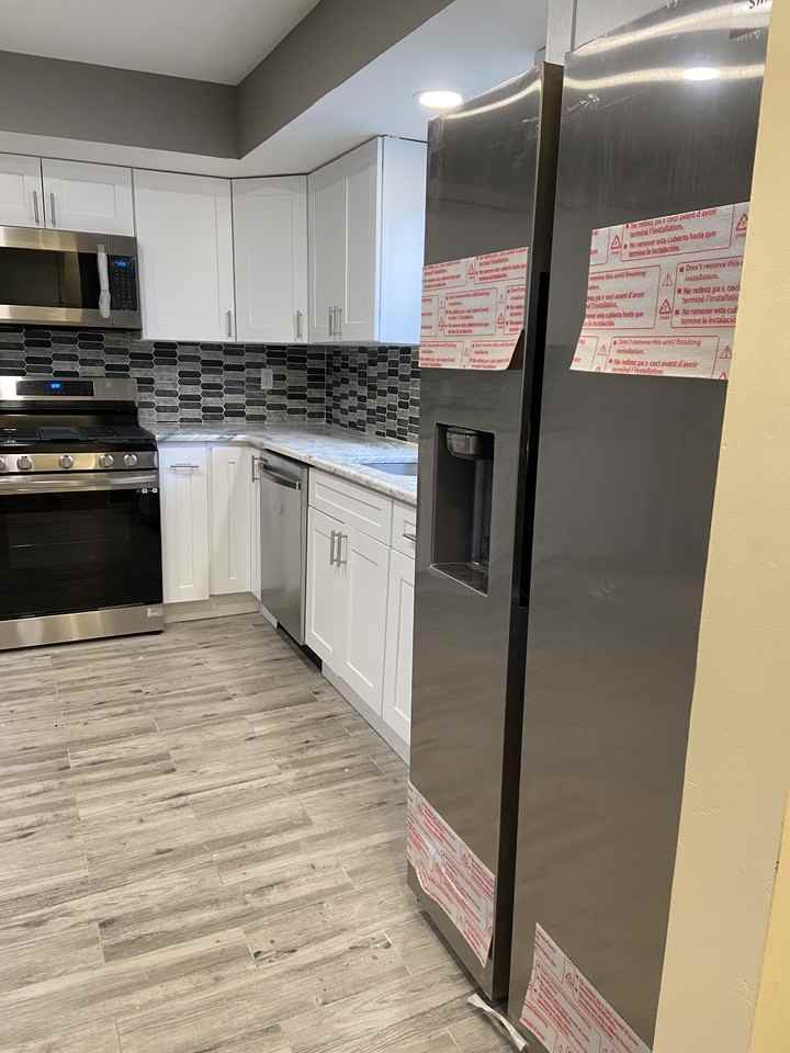 Lyndhurst Ave #2ndUNIT - Photo 2 of 28