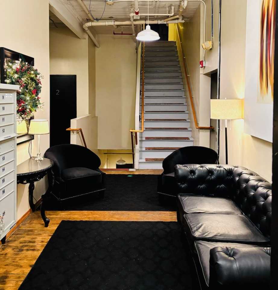 595 Mineral Spring Ave #14 - Photo 7 of 10