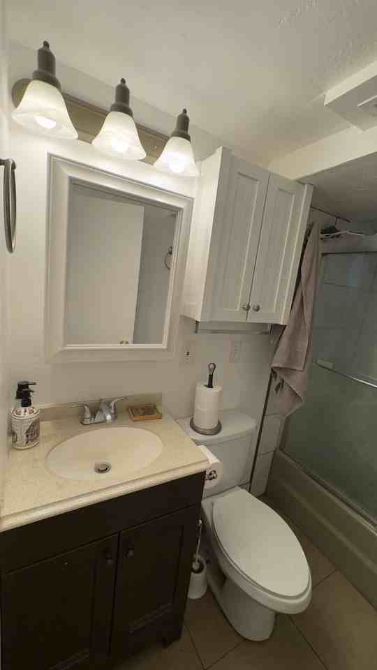 726 E Logan Ave #726B - Photo 5 of 13