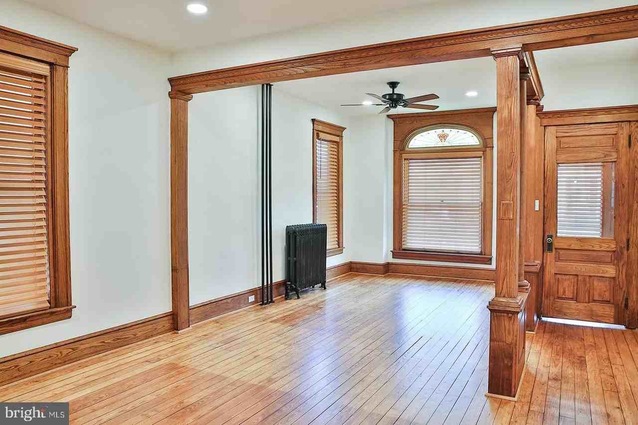 102 Washington Ave - Photo 3 of 18