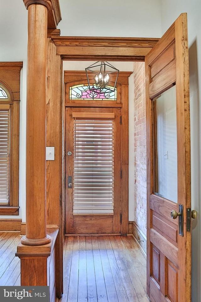 102 Washington Ave - Photo 4 of 18