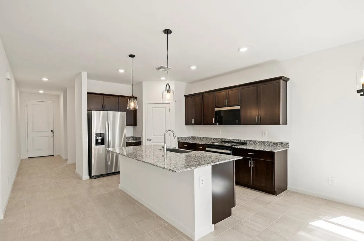 6887 W Via Del Sol #10 - Photo 2 of 14