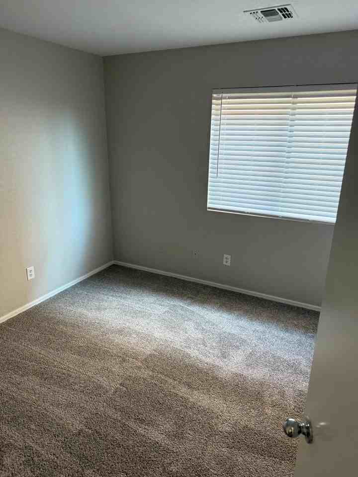 9741 W Heber Rd - Photo 7 of 16