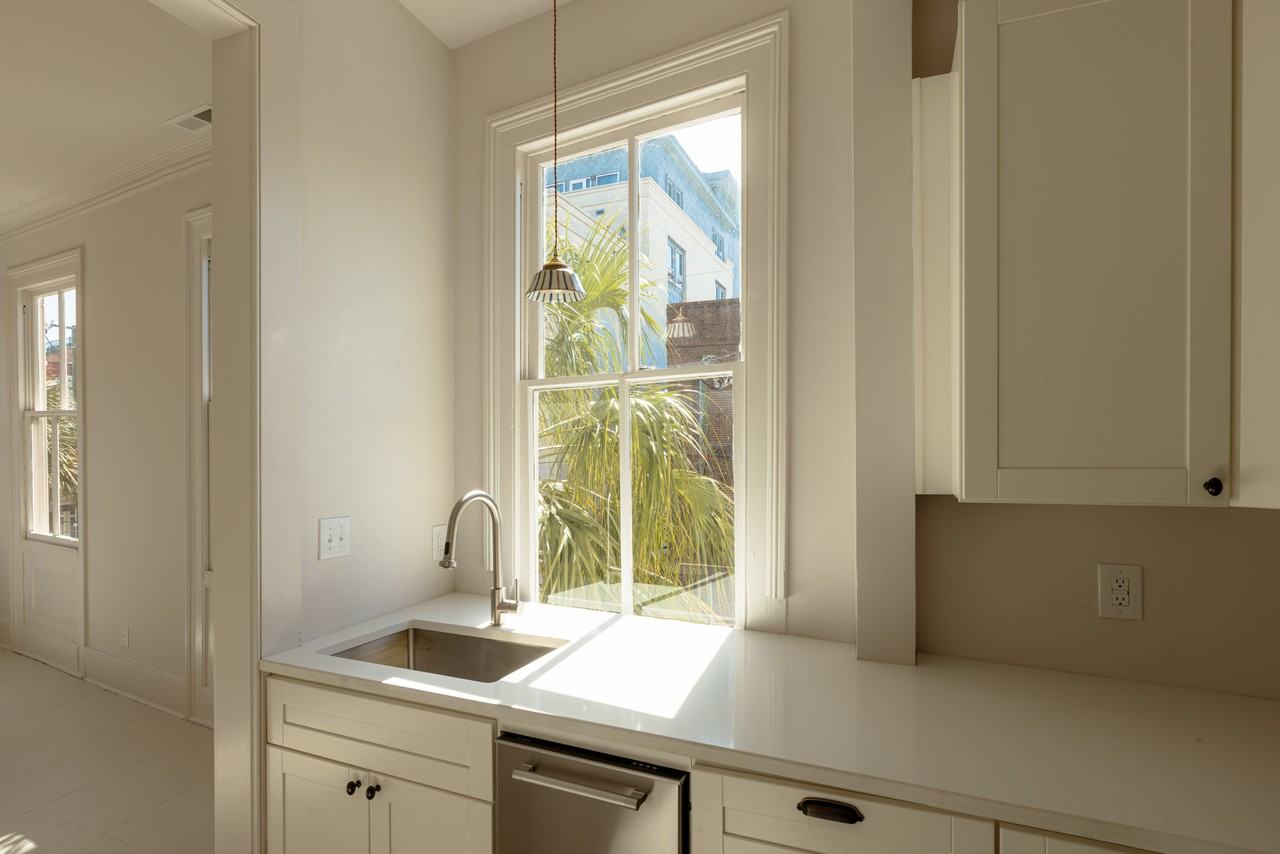 82 Wentworth St #C - Photo 3 of 17