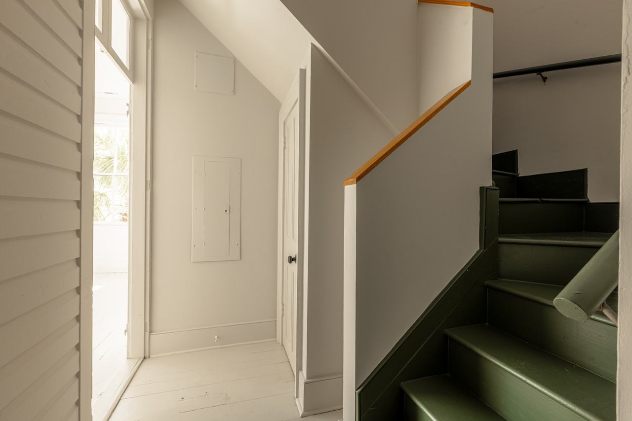 82 Wentworth St #C - Photo 5 of 17