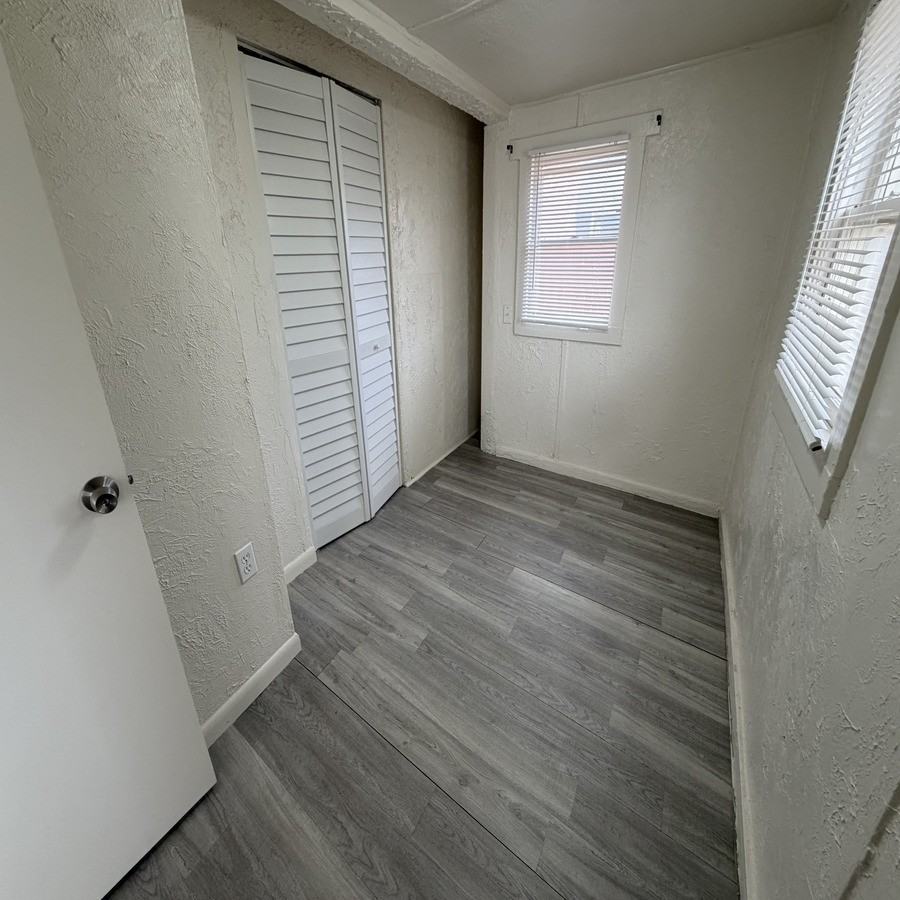 1436 5th St - Photo 3 of 15