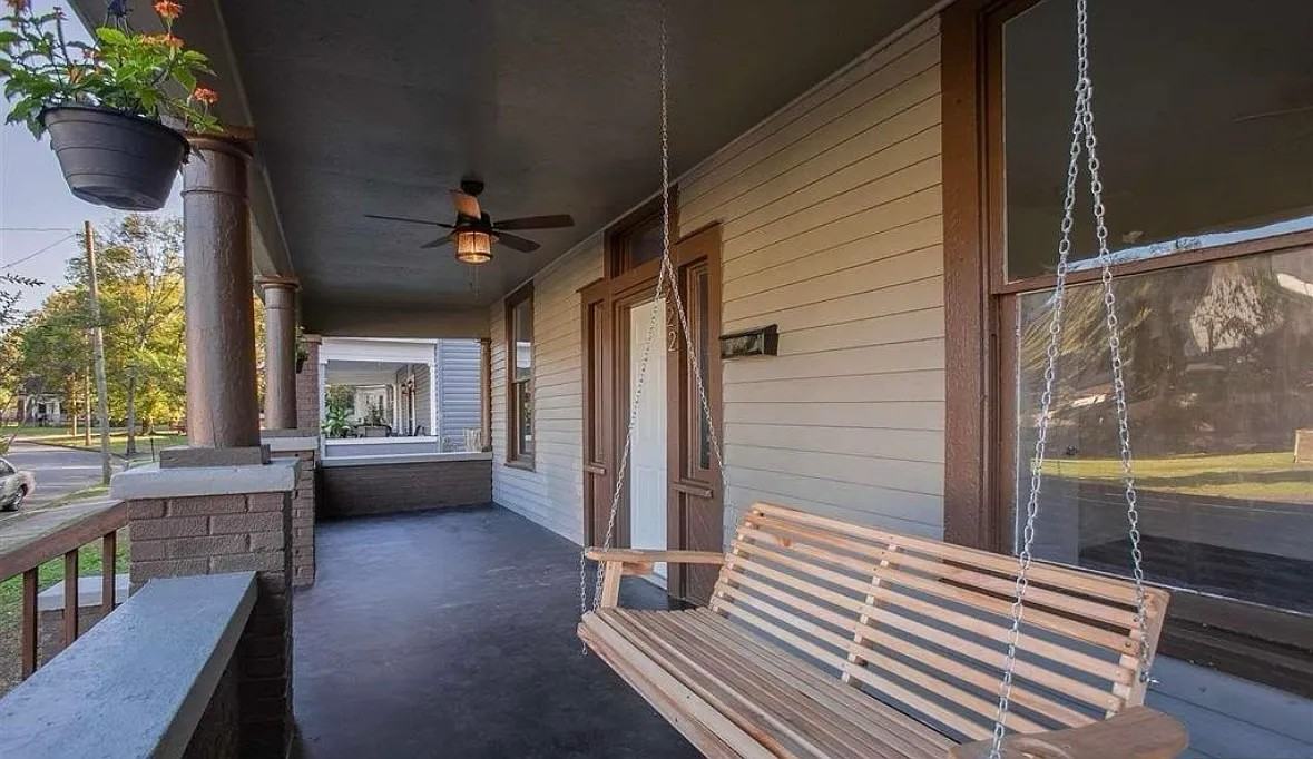 222 49th St N - Photo 3 of 17