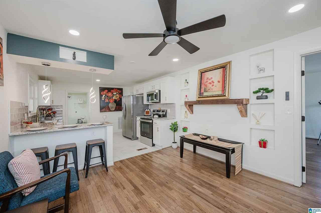 7321 Naples Ave - Photo 6 of 16