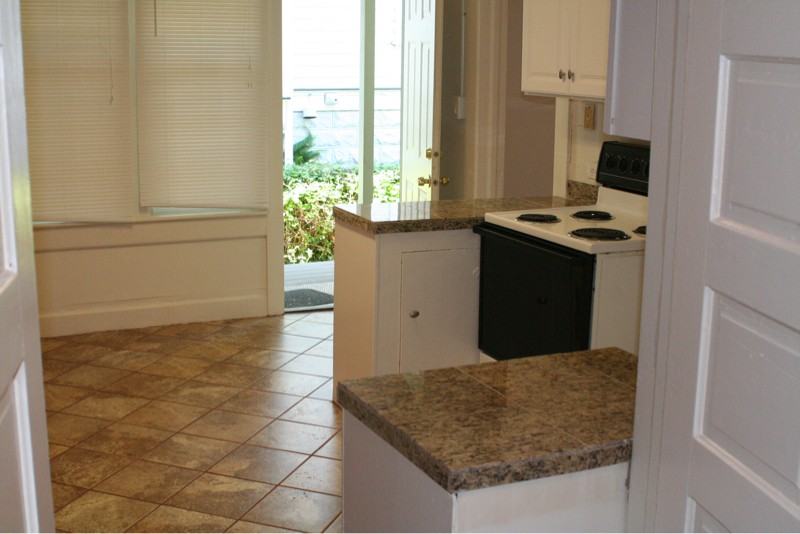 213 Nw 11th St #1 - Photo 5 of 11