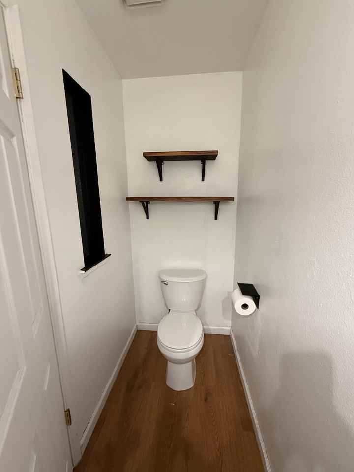 1868 Cherokee Dr #5 - Photo 4 of 20