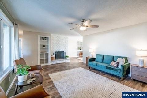 4578 Sesame St Ne - Photo 6 of 20