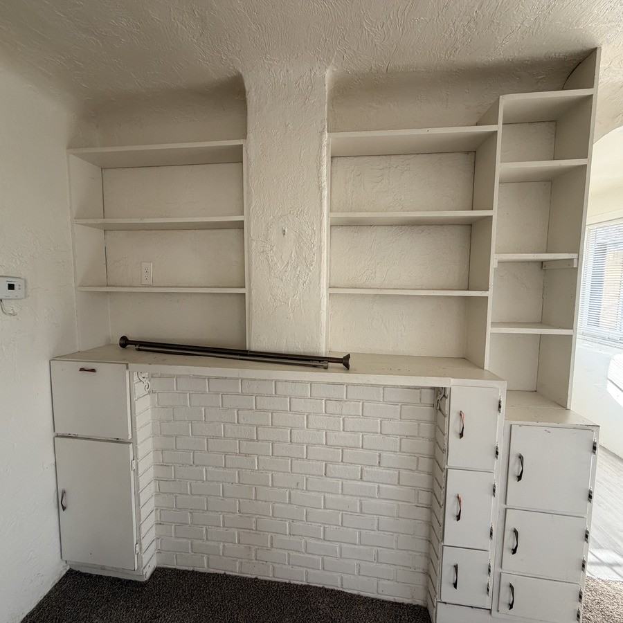 1713 Aspen St - Photo 3 of 19