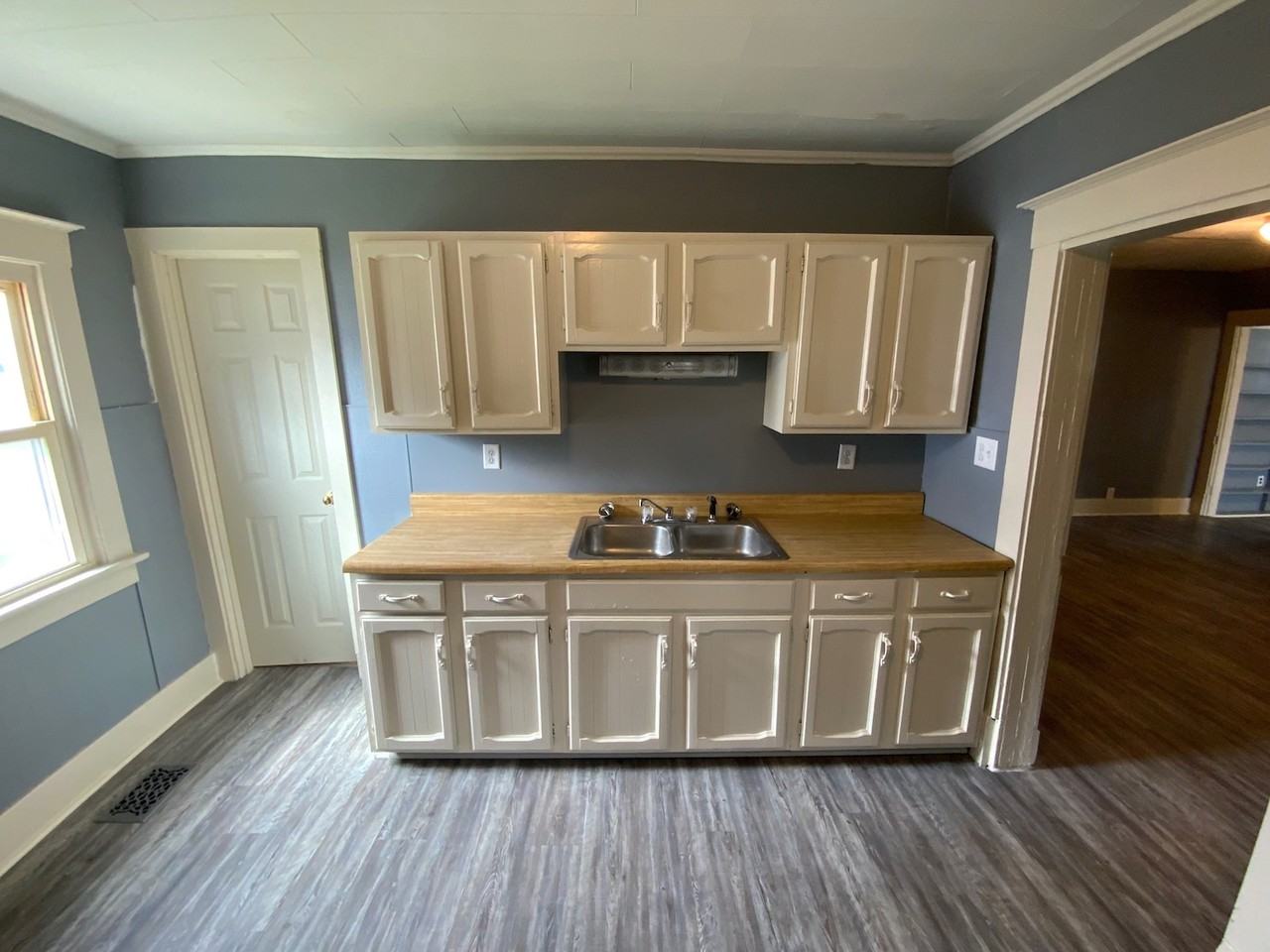 309 W Washington St - Photo 4 of 21