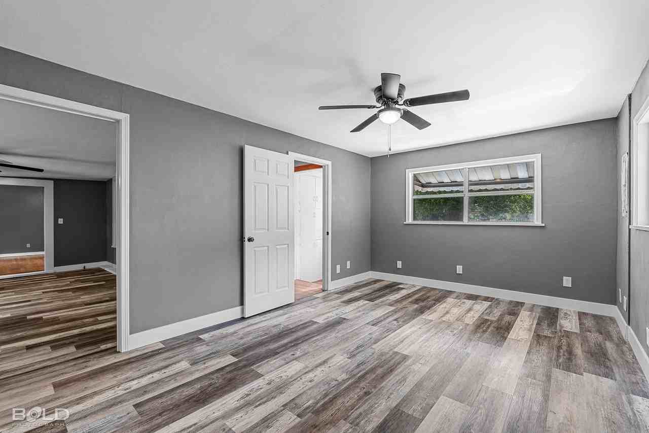 1137 Schex Dr - Photo 5 of 28