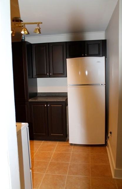 453 Main St W #2 - Photo 3 of 8