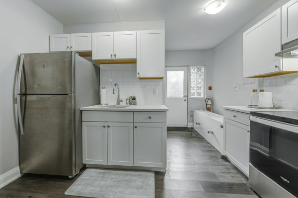 83 Gibson Ave #1 - Photo 4 of 33