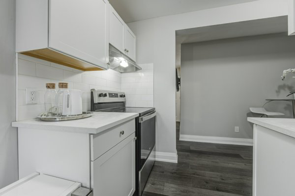 83 Gibson Ave #1 - Photo 5 of 33