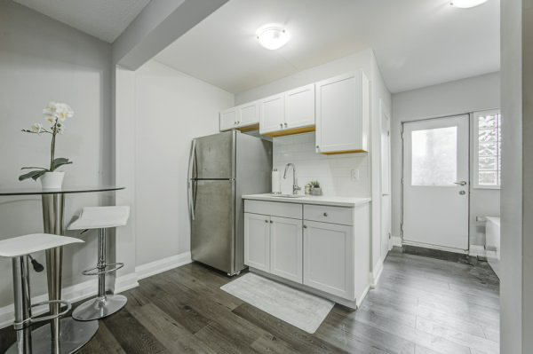 83 Gibson Ave #1 - Photo 6 of 33