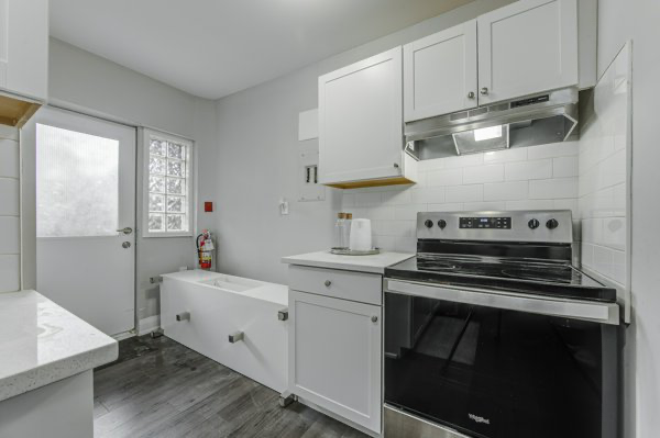 83 Gibson Ave #1 - Photo 7 of 33