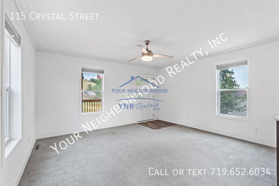 115 Crystal Ave - Photo 6 of 19