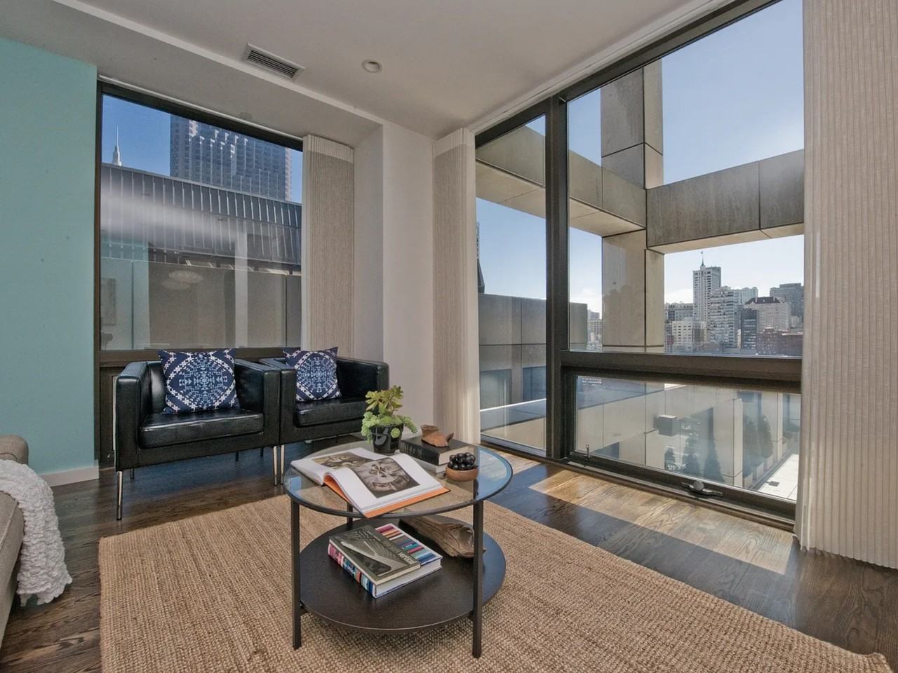 611 Washington St #2206 - Photo 2 of 15