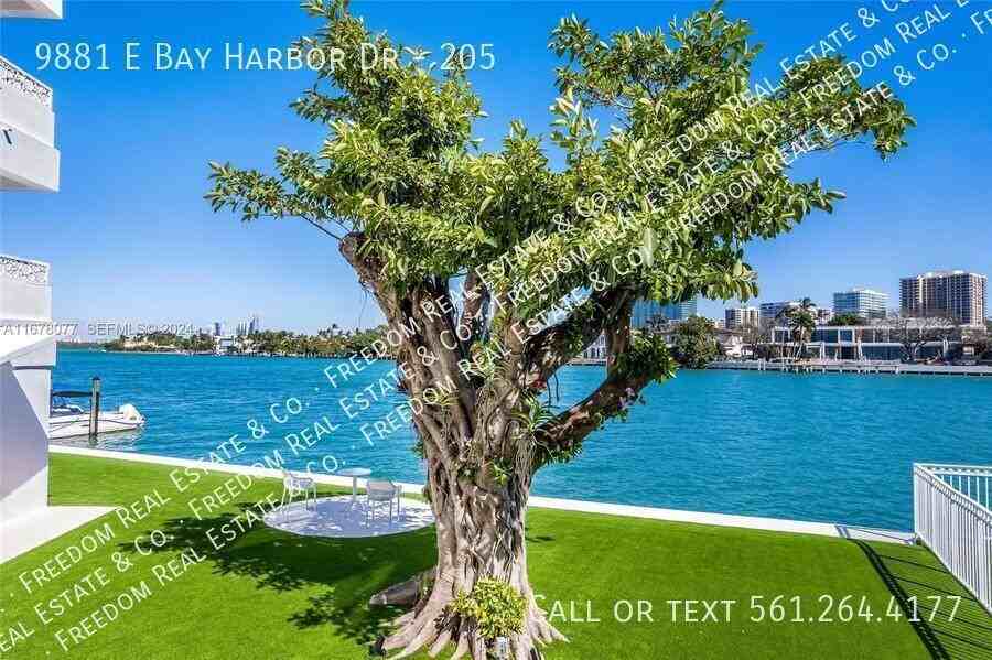 9881 E Bay Harbor Dr #205 - Photo 3 of 20