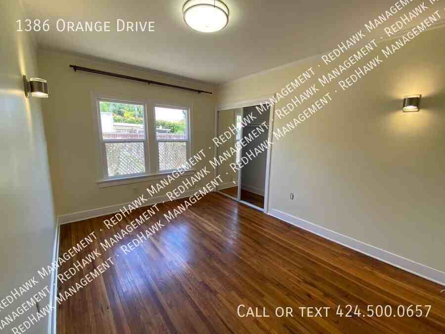 1386 S Orange Dr - Photo 3 of 10